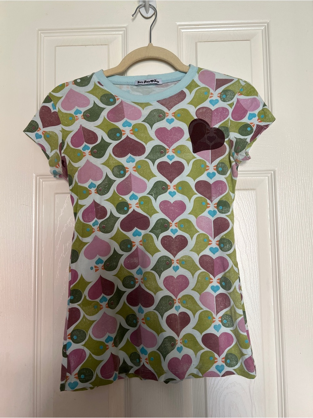Allover Heart & Bird Graphic Tee in Pink, Green, Teal
